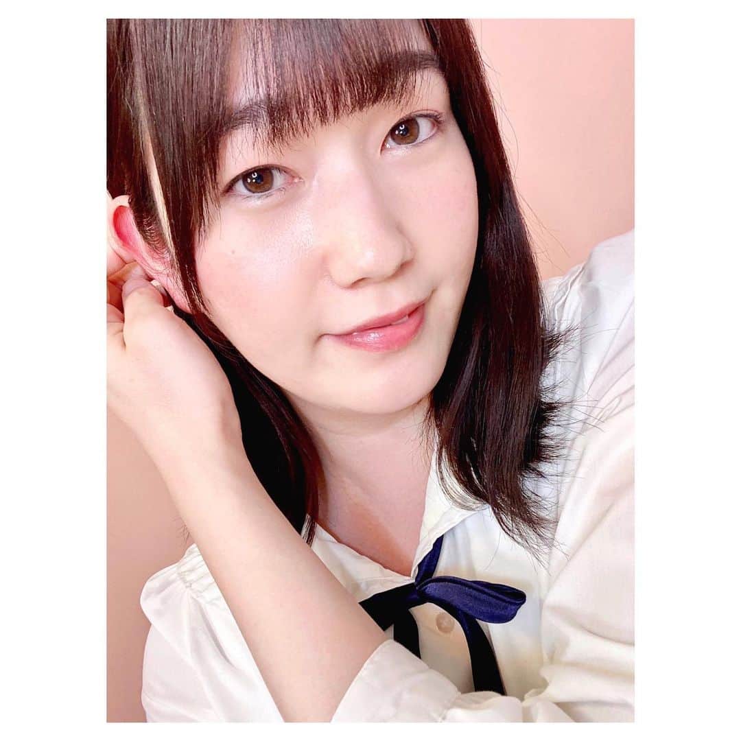 西原さつき（さつきぽん）のインスタグラム：「* ⁡ 原宿の美容室で前髪カットしてもらいました🎀 他にも色々とお店を回って、お買い物とクレープしてました🌟 癒される。。。 ⁡ 原宿、上京した時からずっと通ってる街です。 いつかここでお店開きたいな💭（いつか）  いつもありがとうございます！ @lewinxiaochi」