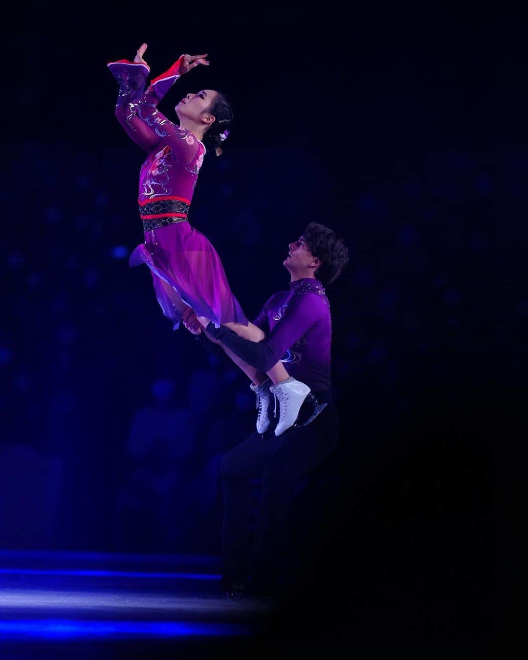 小松原美里さんのインスタグラム写真 - (小松原美里Instagram)「That was probably my last time skating to Sayuri #thememoirsofageisha 🦋  Thank you so much for this character who brought me the opportunity to learn my country. It was so cool to encounter with the Japanese traditional professionals through this program. It’ll be always in my heart 💘  今なら京都で開催されている私の衣装さんの伊藤聡美さん展覧会で生衣装が観られるよー！  #さゆり　#芸妓　#芸者　#日本舞踊　#スターズオンアイス2022 #geisha #japan #japanese #ヴィーガンアスリート  #veganathlete」4月18日 23時02分 - missatoooo