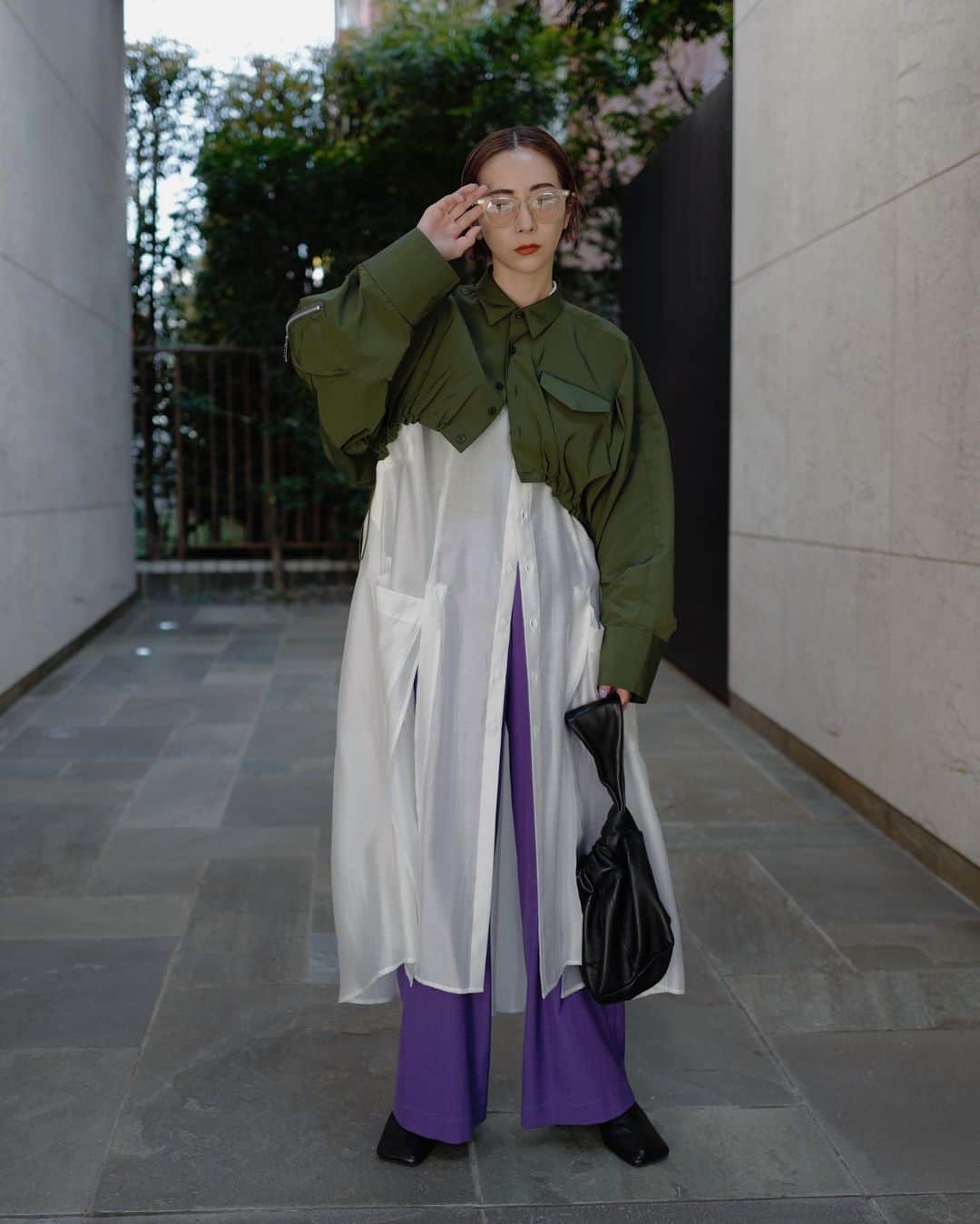 のインスタグラム：「着回し3LOOKS💜  これからの季節にぴったり ドライで涼しげ ラベンダーカラーがかわいい タックワイドパンツを 私の私服3パターン 着回してみました🍃  それぞれアイテムはTAPすると見れます✨  #着回しコーデ  #lookbook  #UN3D @un3d_official @un3d_store」