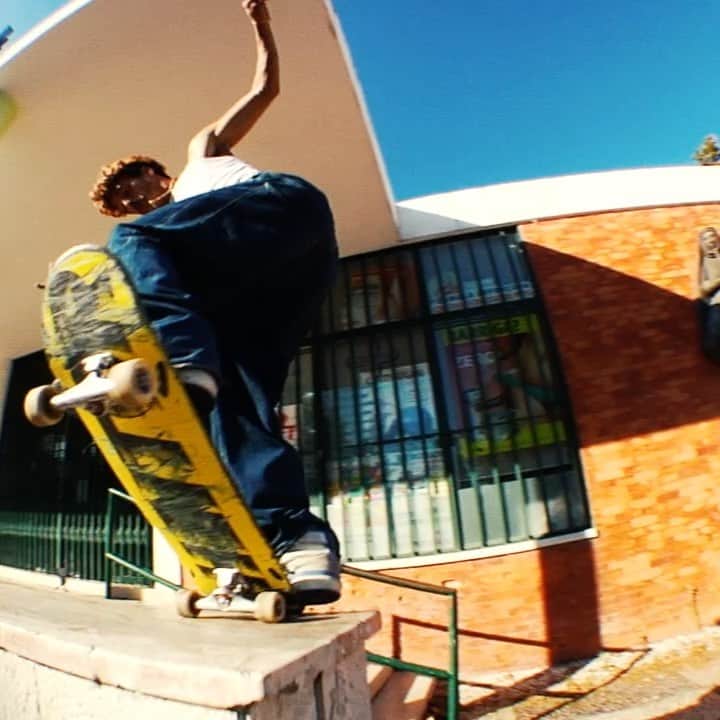 adidas Skateboardingのインスタグラム：「/// @heitordasilva in “Vice Versa Love” now playing on @austinbristow’s YouTube 📺.  #adidasSkateboarding 🎥 @austinbristow」