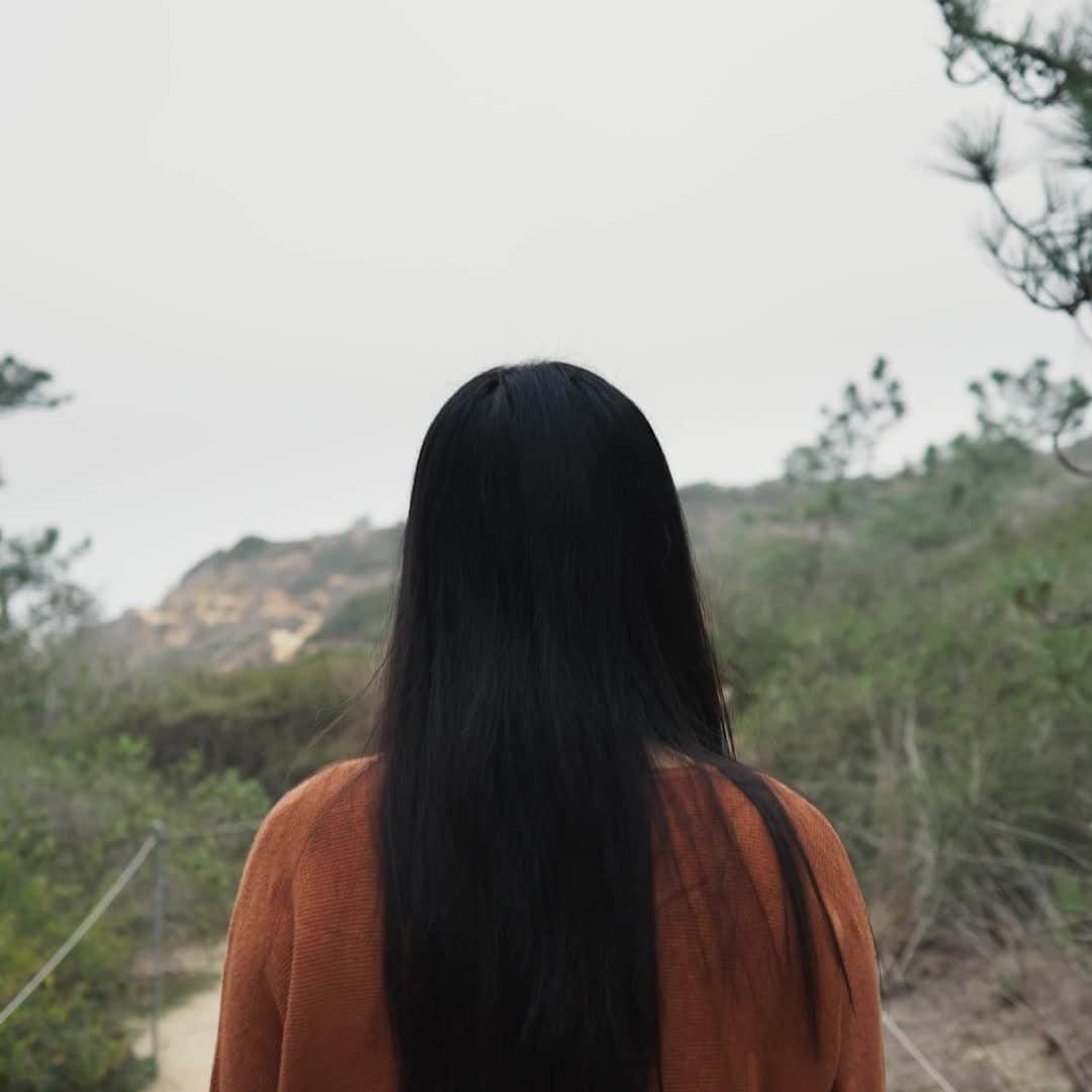 HP（ヒューレット・パッカード）のインスタグラム：「🔬🌍💧💡 Get ready for tomorrow's release of #TheScientist, the 3rd in our Generation Impact film series! Follow determined scientist Emily Tianshi, a young woman trailblazing a more equitable world through innovative water conservation research. #GenerationImpact #TheGaragebyHP #HPsTheScientist #ClearWaterInnovation #WomeninStem #ClimateChange」