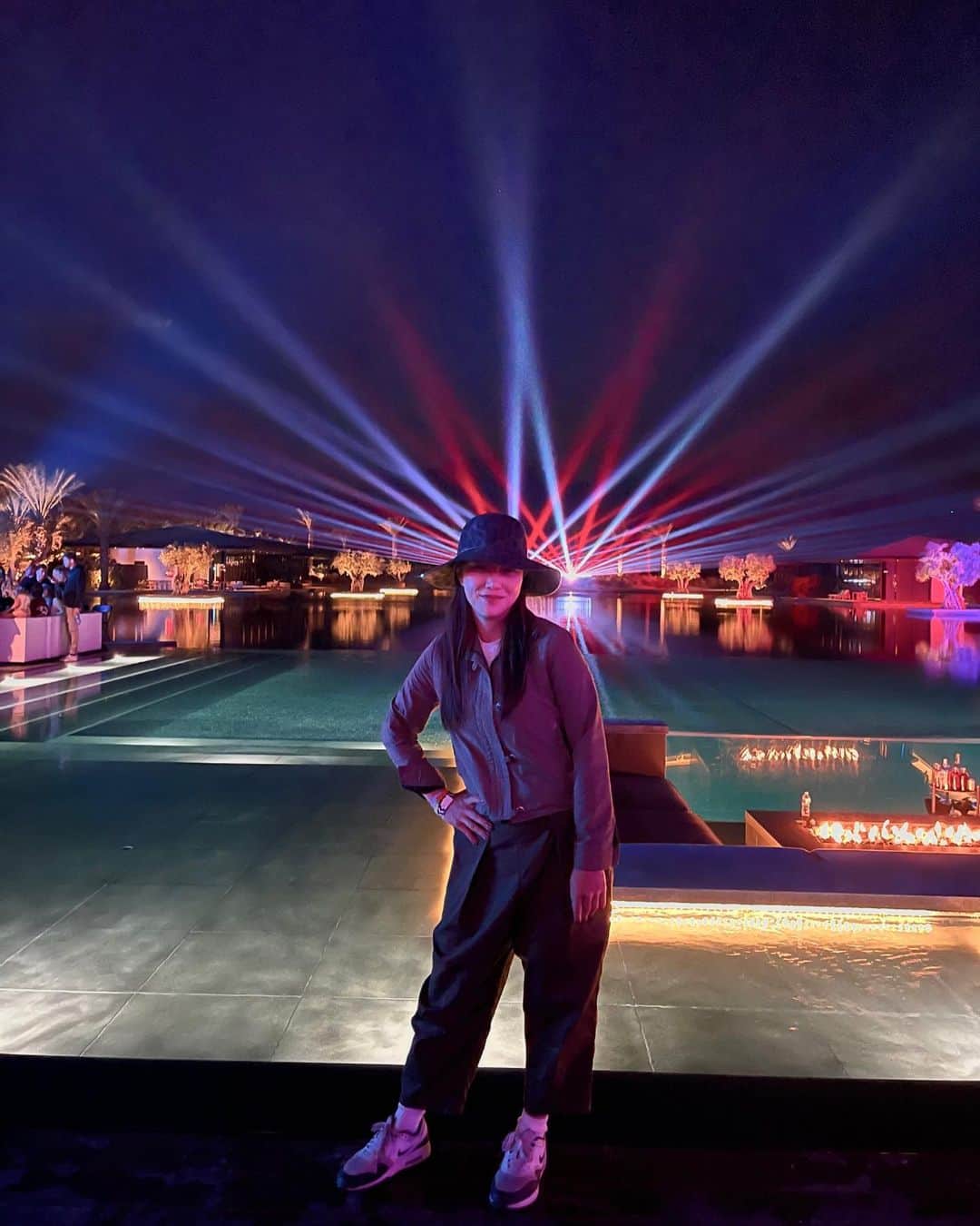 パク・ヒヨンのインスタグラム：「Deserts night 🎼🎆🏝 #solomun DJ」
