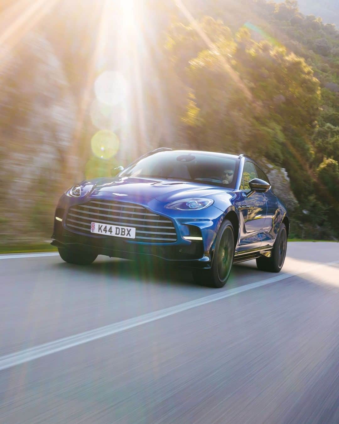 アストンマーチンのインスタグラム：「As well as being the world's most powerful luxury SUV, DBX707 boasts a wide range of performance enhancements which combine to deliver a truly engaging and dynamic driving experience.  Click the link in our bio to find out more.  #AstonMartin #DBX707 #NewSeatOfPower」