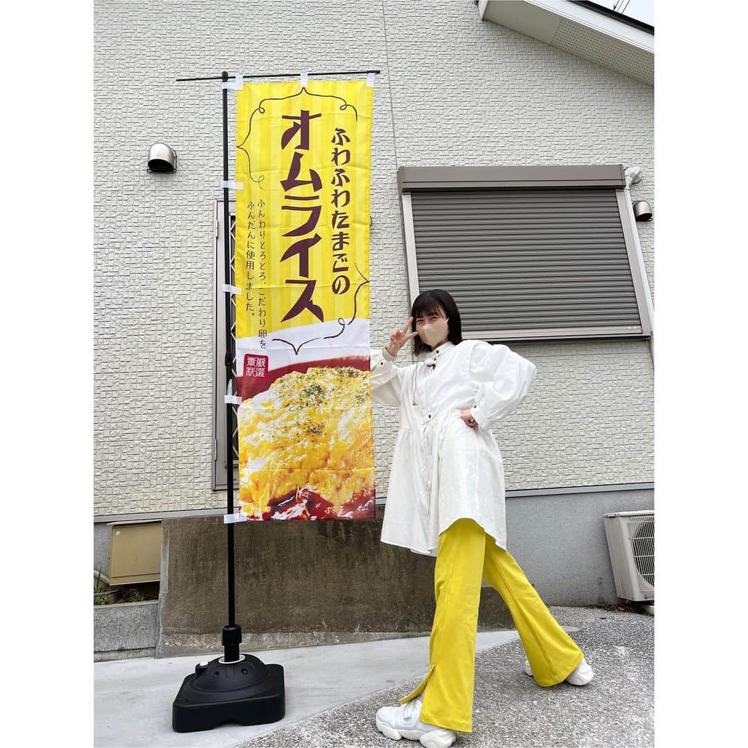 松岡はなさんのインスタグラム写真 - (松岡はなInstagram)「#アサデス で着てたお洋服です🧒🏻🌼 偶然オムライス色のパンツでしたっ🍳(笑)」4月19日 19時50分 - hana_matsuoka_