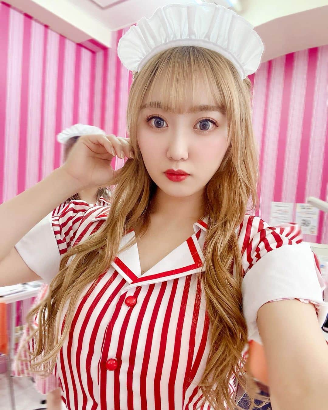 のインスタグラム：「💖❤️💖❤️💖 ♡♡안녕하세요♡♡ 本日もお仕事頑張ります🌈💕 今日1日頑張っていきましょう❤️❤️  マスカッツFC撮影のオフショット 載せておきます♡(・ω・)ノ #gravure #japan #followｍe #sexy #asiangirls #bikini #japanesegirl #instaphoto #cute #follow #グラビア #グラドル #恵比寿マスカッツ #アイドル #松本ゆん #金髪 #コスプレ #メイド #데일리 #좋아요 #셀카 #셀스타그램 #팔로우 #얼스타그램 #일본 #귀여워 #좋아요그램 #좋아요환영」