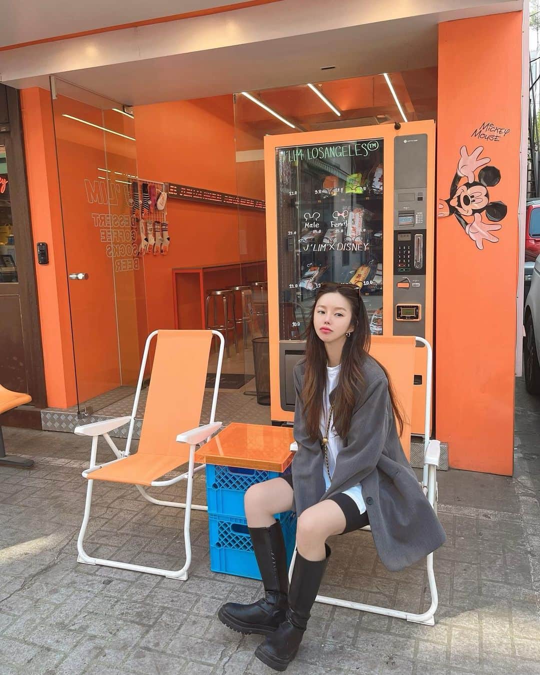 Son Ju Heeさんのインスタグラム写真 - (Son Ju HeeInstagram)「- 겨울잠 잘 잤으니 이제 많이 돌아 다녀야지🧡   #리샵 #낮데이트  #사랑하는나의봄」4月19日 17時40分 - juhee__ss