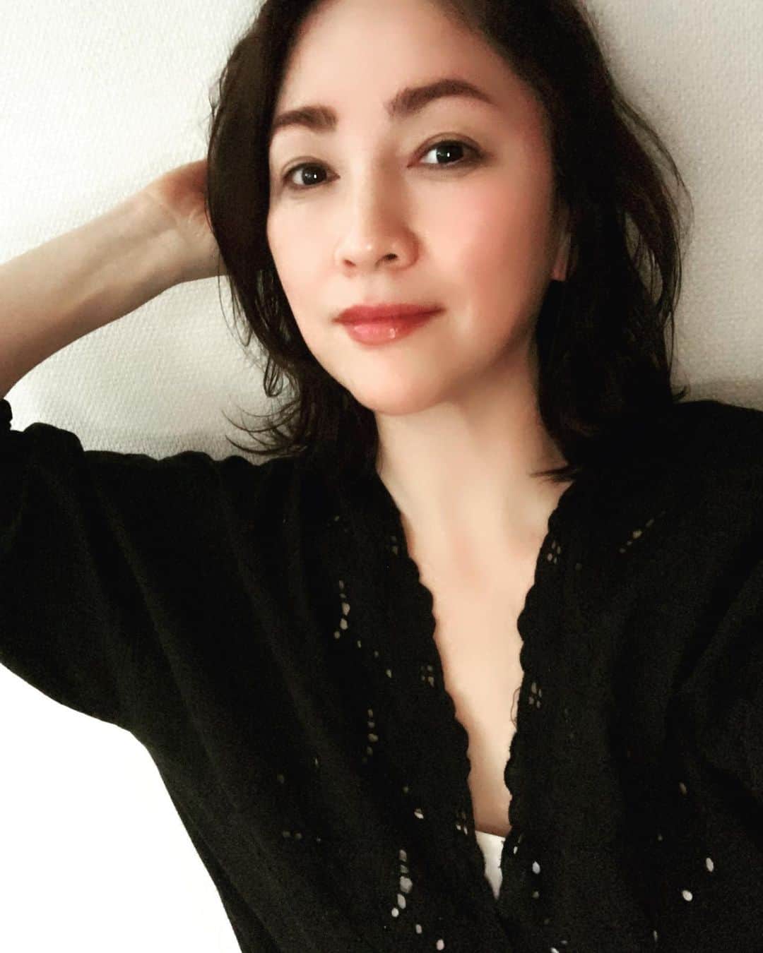 田中悦子さんのインスタグラム写真 - (田中悦子Instagram)「休みってあっという間に終わってしまうのね…  夜ジム行こうか迷ったけど 🍷にした… そしてもう気持ちいい笑 早いよ笑  #アラフィフ #アラフィフ女子」4月19日 18時12分 - etsuko.reborn25
