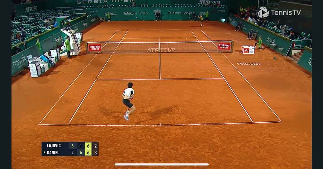 のインスタグラム：「What a match to battle through and this point was pure instinct and some luck 😅 2nd round on Thursday in @serbiaopen ! @tennistv」