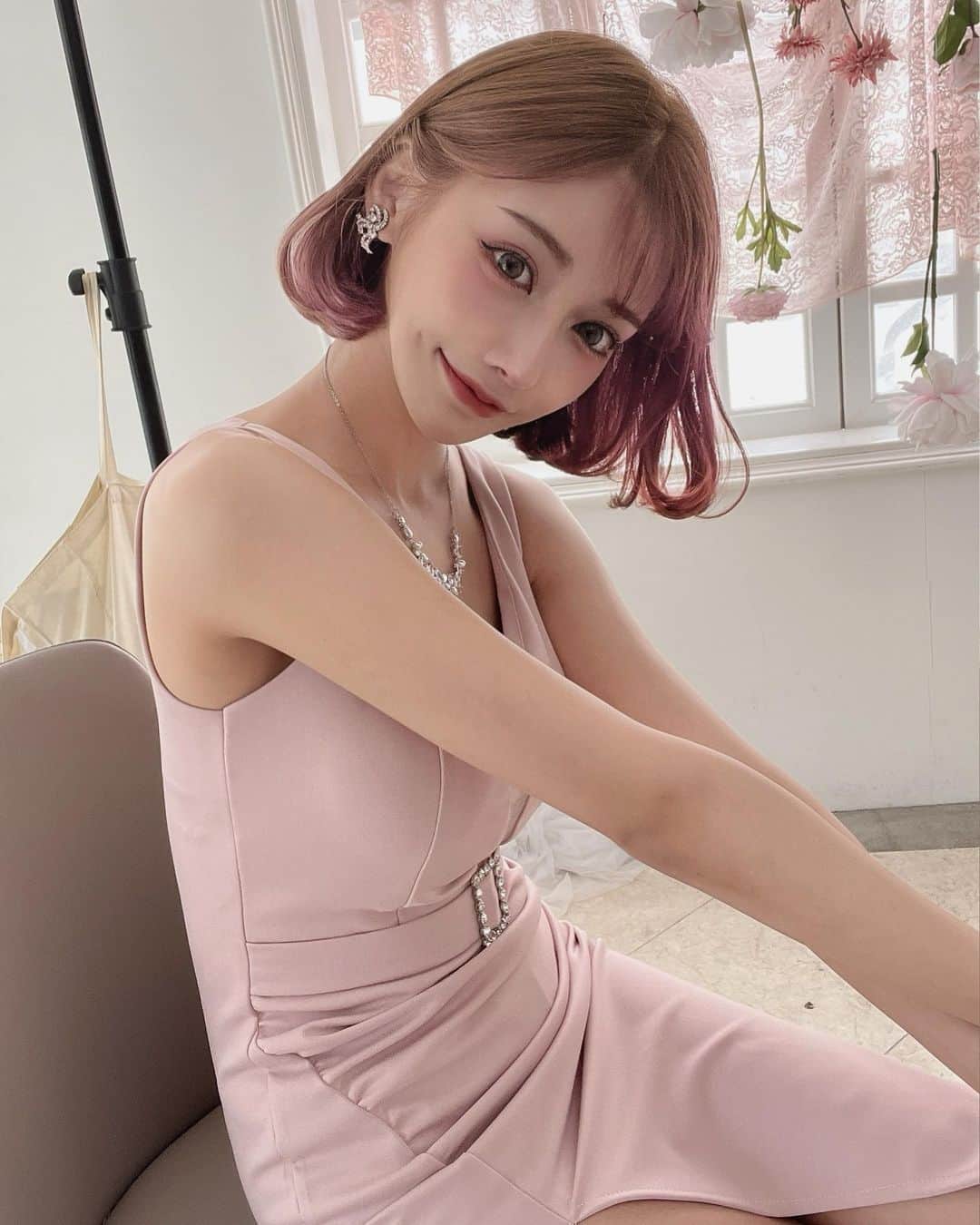 明日花キララのインスタグラム：「ぴんくぴんく🎀🪄🌷」