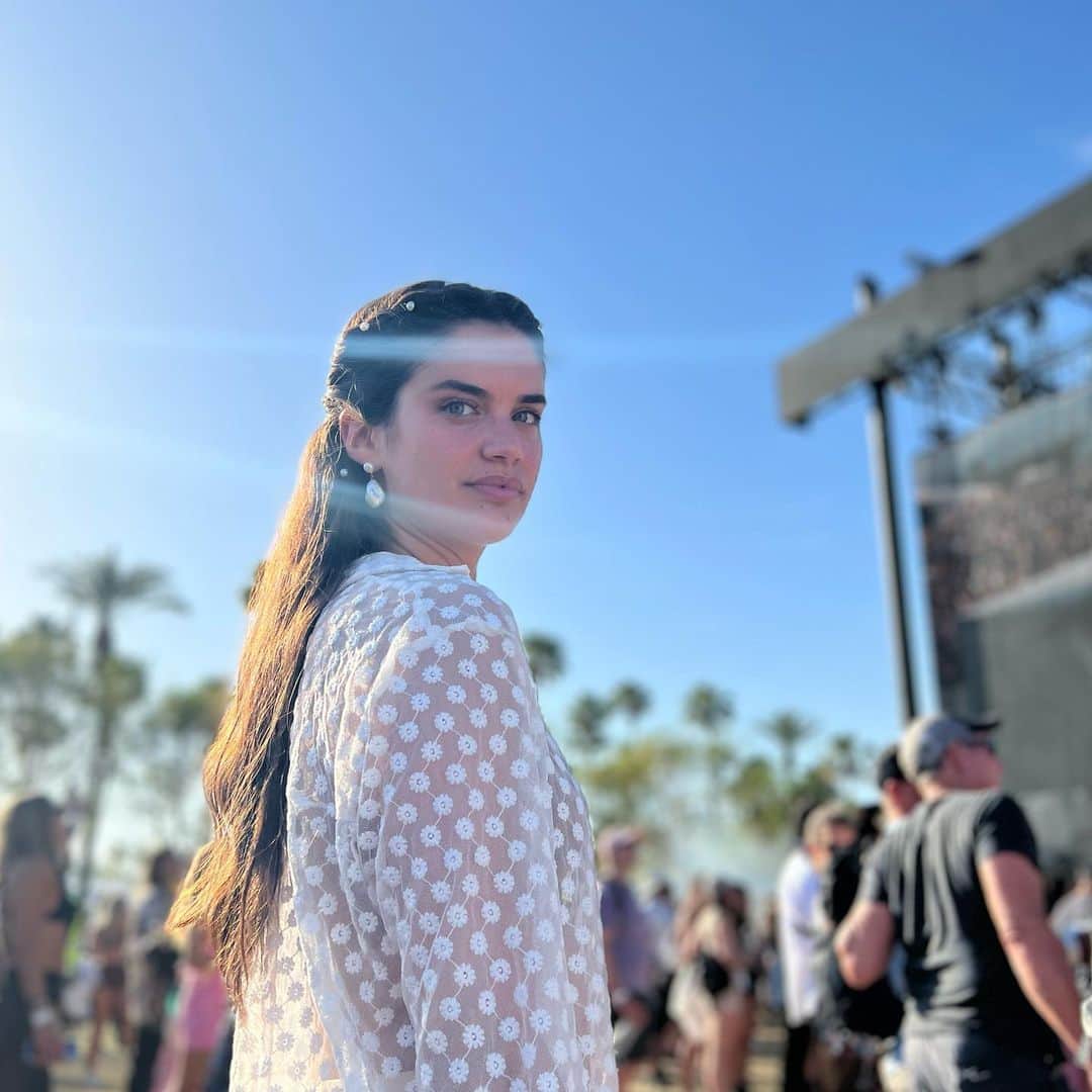 サラ・サンパイオのインスタグラム：「Bye bye Coachella 🌵 #coachella」