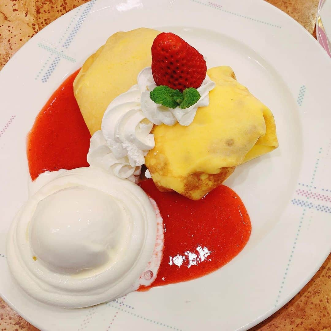 田中めいのインスタグラム：「🍓🍨」