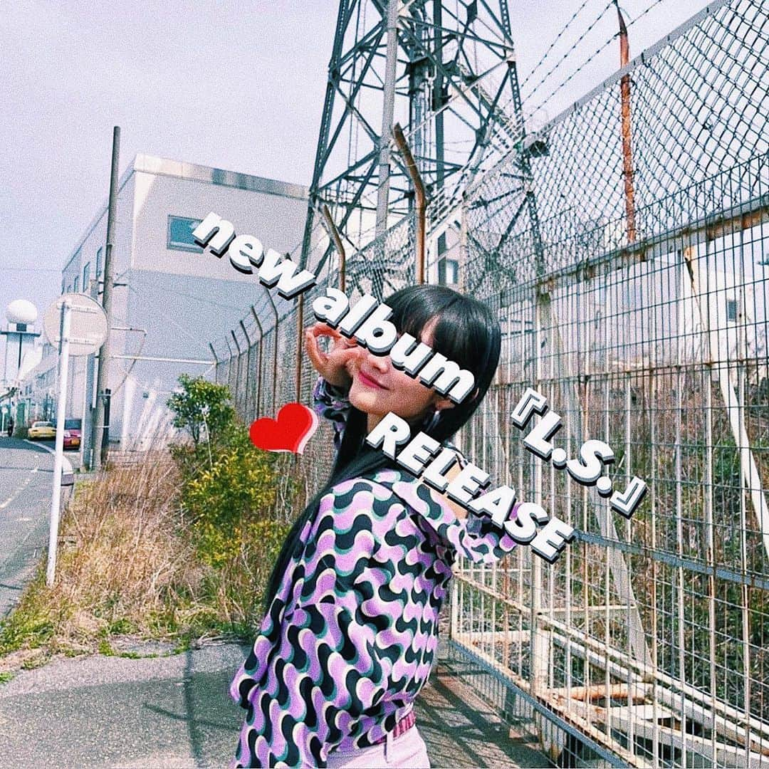 minan (lyrical school)さんのインスタグラム写真 - (minan (lyrical school)Instagram)「『L.S.』2022.04.20.RELEASE❤️  1. –R.S.- music/arrange：ALI-KICK @ali_kick   2. L.S. lyrics/music/arrange：ALI-KICK, 大久保潤也(アナ) @junya_okubo  3. Bounce lyrics/music/arrange：Lil’Yukichi @lilyukichi.mp3  4. Pakara! lyrics：valknee @valknee music：バイレファンキかけ子、valknee  arrange：バイレファンキかけ子 @satononono   5. ユメミテル lyrics：ZEN-LA-ROCK @zenlarock music：MURO @dj_muro, grooveman Spot @groovemanspot, KASHIF @kashif_guitar_official, ZEN-LA-ROCK arrange：MURO, grooveman Spot, KASHIF  6. LALALA lyrics/music/arrange：PES @pepes_jp   7. バス停で lyrics：Rachel(chelmico) @ohayoumadayarou music：Ryo Takahashi @aaairyo , Rachel(chelmico) arrange：Ryo Takahashi  8.The Light lyrics：Lil’Leise But Gold @lilleisebutgold  music：KM @kmmusic_official , Lil’ Leise But Gold  arrange：KM  9. Find me! lyrics：valknee  music：Lil Soft Tennis @lil_soft_tennis, valknee  arrange：Lil Soft Tennis  10. Wings lyrics：BBY NABE @bbynabe  music：R.I.K. @_raiku721_ , BBY NABE  arrange：R.I.K.  11. NIGHT FLIGHT lyrics：マツザカタクミ @mtz.tkm  music：高橋コースケ(TIENOWA WORKS) arrange：高橋コースケ(TIENOWA WORKS)  12. LAST SCENE lyrics：大久保潤也(アナ)  music：上田修平 @shuheiueda  arrange：上田修平  yuu.minan.hime.hinako.risanoの5人ラストのアルバムです！制作してくださった皆様から受け取った愛、リリスクからみんなに届きますように 🤍」4月20日 18時20分 - _manybooks_