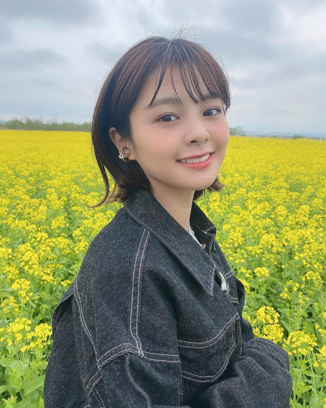 のインスタグラム：「かわいいデニムジャケットLOVE➰💞 @priveve_priveve」