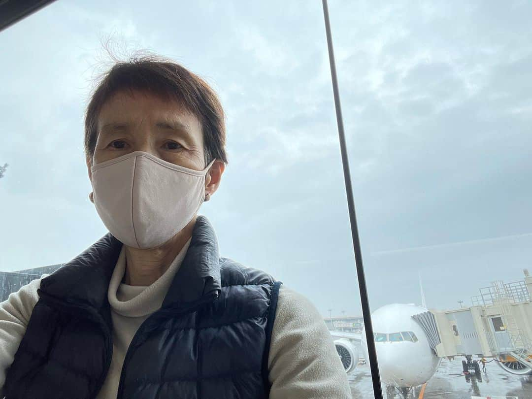 石倉洋子さんのインスタグラム写真 - (石倉洋子Instagram)「Landed JFK. Beautiful sunny day! Took an hour to get through immigration etc. On my way to Manhattan..」4月21日 2時12分 - yoko.ishikura