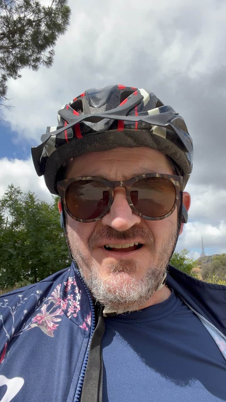 ベン・ファルコーンのインスタグラム：「I have a new hobby.」
