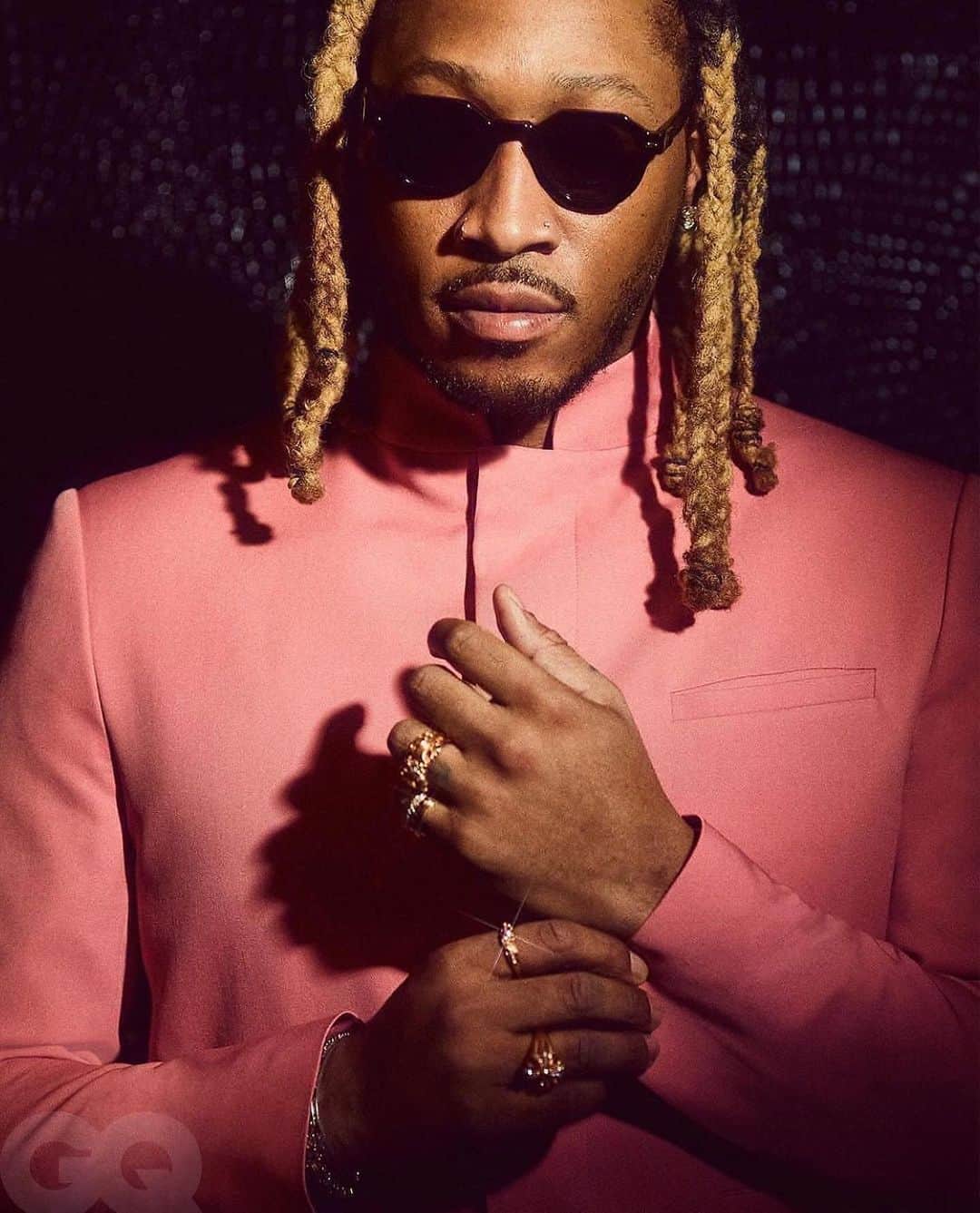 クロムハーツのインスタグラム：「+ rings on rings + + + @future shot by @gstyles for @gq +」
