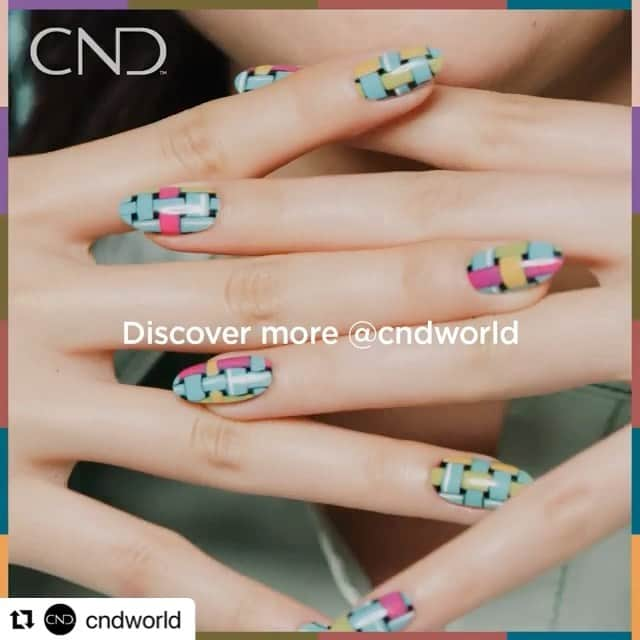 永瀬まりのインスタグラム：「Work for @cndworld 🌸 チェック柄のネイルが私です🤗妊娠中に頑張った思い出…✨  Nails @michinail @ginaedwards_ @julieknailsnyc 💅🏻 Hair @hiromarihair   #cnd #nails #handmodel」