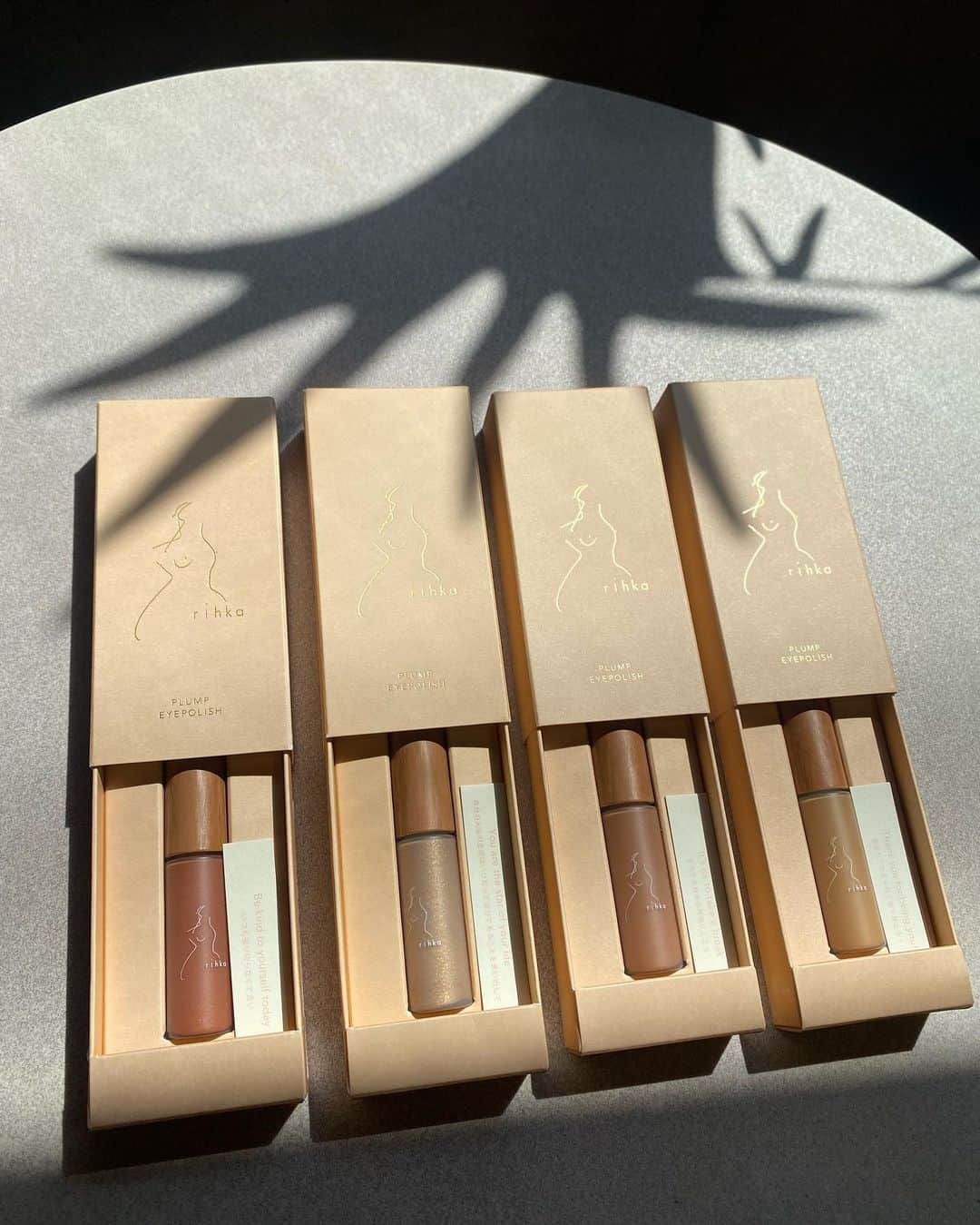 土田瑠美のインスタグラム：「最近お気に入りのcosme&products🤍」