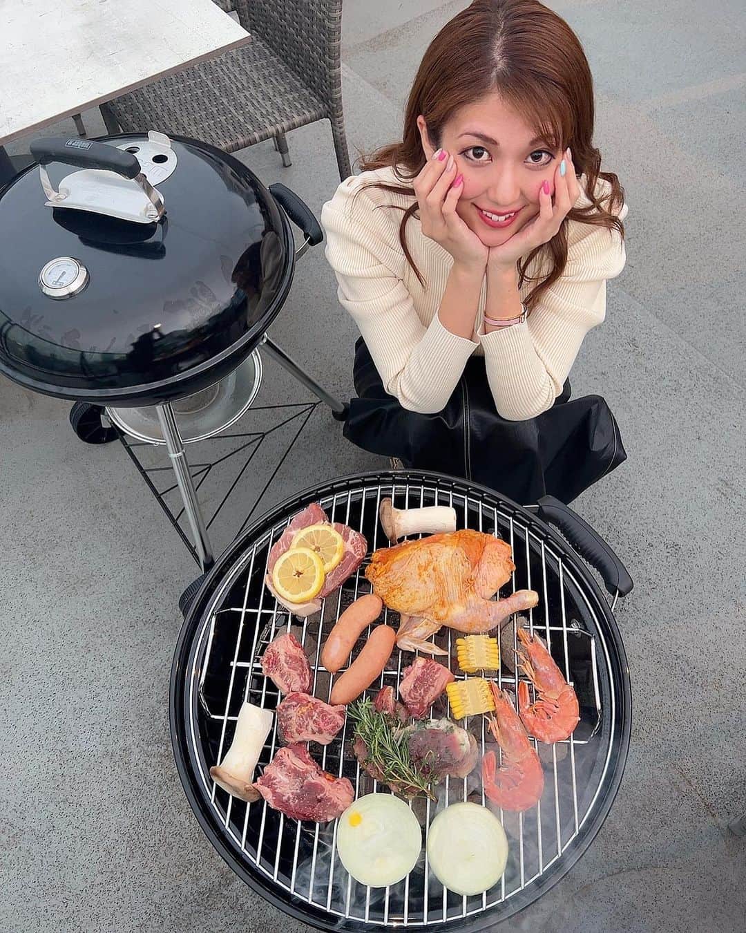 神谷麻美さんのインスタグラム写真 - (神谷麻美Instagram)「#bbq したよ😍💗✨ 全部美味しかったぁ🥰💖💫   #ルーフトップbbq 🥩素敵っ🥰💗✨   #モヒート 美味しかったぁ🍀🍍💕✨   #渋谷の真ん中の屋上でプレミアムbbq 💖💫 素敵な場所でBBQして、お肉も美味して、Happy🥰🌈💖🍀💖✨   #神南軒ルーフトップbbq 💖✨ 今日からオープン☺️💕」4月21日 10時39分 - asamice428