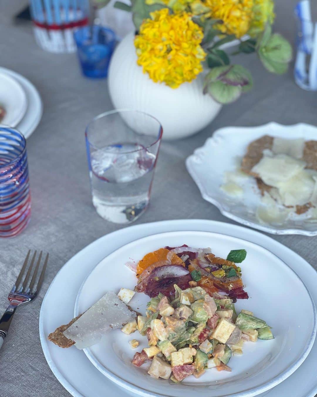 のインスタグラム：「Lunch at @mayako_okuda ❤️ Salad&Pasta by @kyoko_1011_  全部おいしかった🤤❤️ #lunch #bestiesforlife」