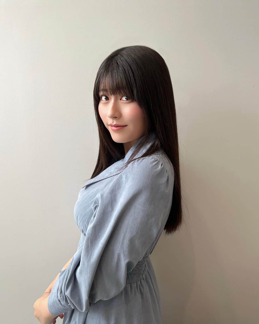 のインスタグラム：「久しぶりの地毛風ストレート！髪質改善トリートメントとカットもして頂きました🥺✨ @hrhk__hrhk   本当に毎回スゴすぎる…私と同じようにくせ毛とか毛量に悩んでる子はぜひ行ってみて欲しい！( ᵒ̴̶̷̤-ᵒ̴̶̷̤ )  #grl #ロングワンピース #ロングヘア #髪質改善トリートメント #地毛風ストレート」