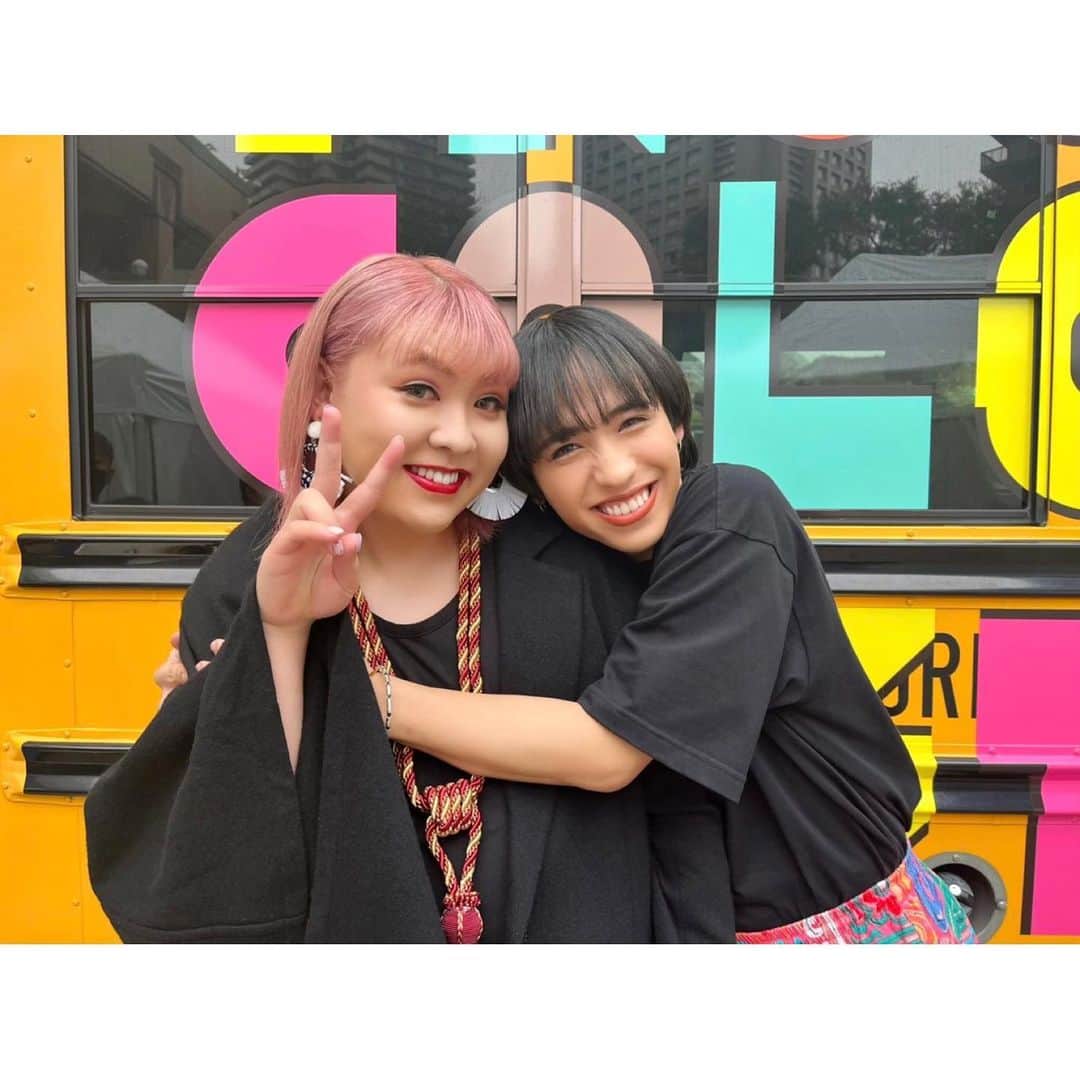 ぺえのインスタグラム：「愛なのよ💖💖💖 #久々のツーショット #ウチらなんか落ち着いたね #見た目も#中身も多少は #本当に本当に大好き #大好きって言葉は安易に使いたくないけど #大好き#大好きな人 #人間としても最高に面白い人間 #知れば知るほどもっと知りたくなる人 #20代最終日に会えて幸せでした #20代で出会えたマブダチ #りゅうちぇるとぺこの存在があってこその最高の20代でした #ふたりの存在がなかったら #走りきれなかった20代でした #出会えて本当によかった#ありがとう #明日は30歳の誕生日 #なんかちょっぴり胸騒ぎがしています」
