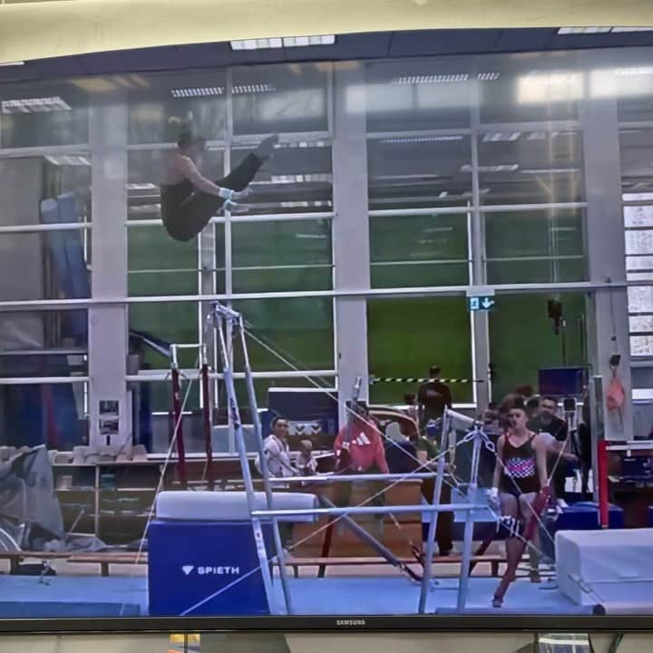 エリザベト・ザイツのインスタグラム：「Barrentraining 21.4.2022  #nationaltrainingcamp #nationalmannschaft #gymnastics #nationalteam #comeback #OlympicGamesPart4 #london #rio #tokyo #paris2024」