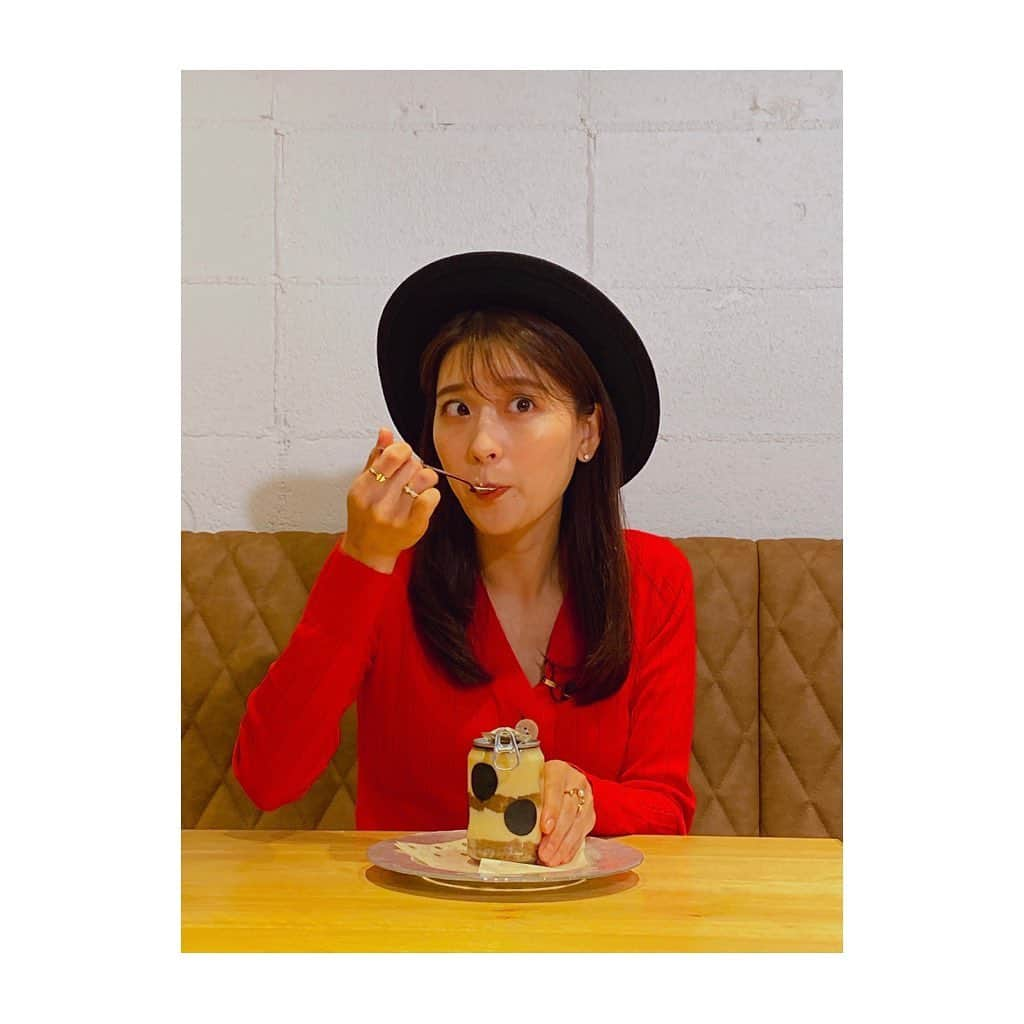 郡司恭子さんのインスタグラム写真 - (郡司恭子Instagram)「* アップする写真がないな〜と思って リクエストあったらお聞きしたく✨😇  コメント欄で教えてください🙇‍♀️  #latergram #バゲット #ロケ #あまいもの大好き  #ティラミス #帽子コーデ #バズりグルメ  #日本テレビ #日本テレビアナウンサー #郡司恭子」4月21日 20時49分 - kyoko_gunji