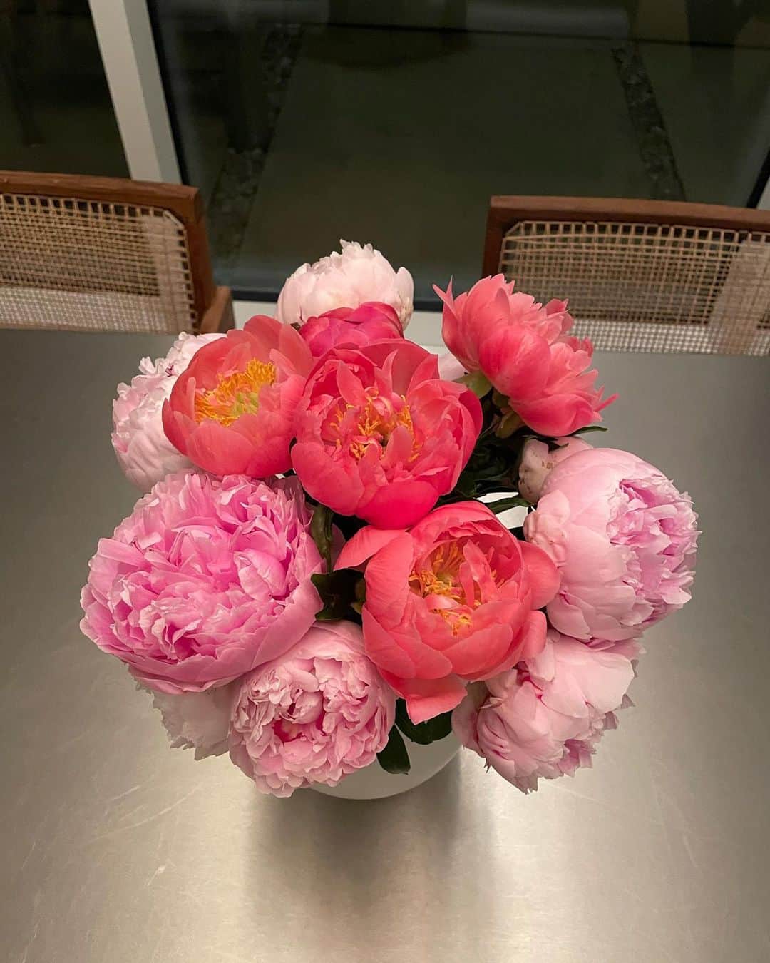 ミン・ヒョリンのインスタグラム：「💐」