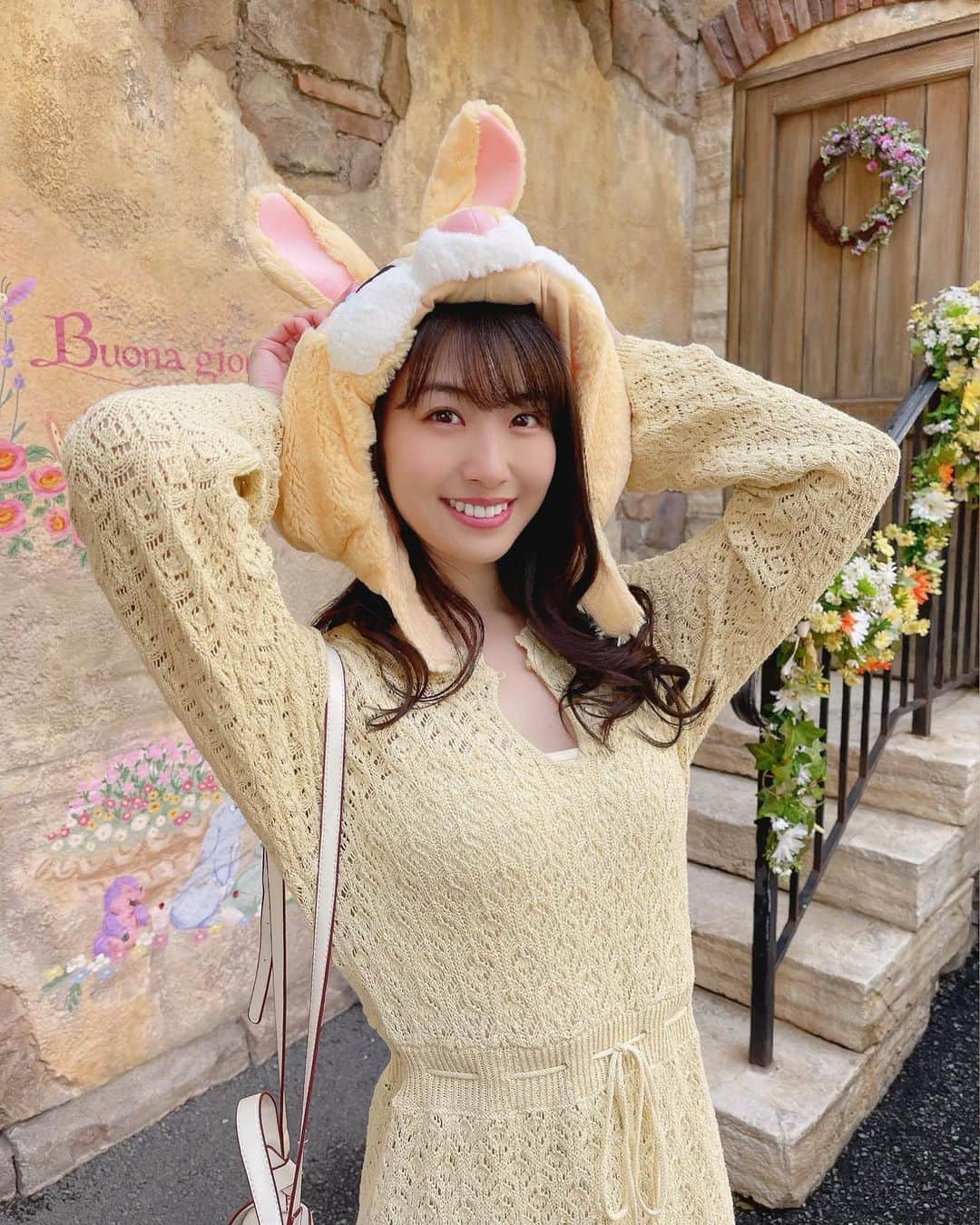 関根ささらさんのインスタグラム写真 - (関根ささらInstagram)「Easter bunny🐇🌷🌼💭 . . 先日発売されたミスバニーのファンキャップ💛 一目惚れして買ったワンピースがぴったりだったの合わせてみたよ♡ . . ファンキャップって冬のイメージが強かったけど、春らしい服装に合わせるのも可愛いねぇ🥰🥰🌸 . . #🐇💐🐣 #春コーデ #ディズニーコーデ #ディズニーグラム #ファンキャップ #ディズニー写真部 #disneyoutfit #disneyfashion #disneygram #disneysea #tds #tokyodisneyresort #tokyodisneysea #tdr #tokyodlsney #disneyfan #disneylife」4月23日 7時17分 - sasarasekine