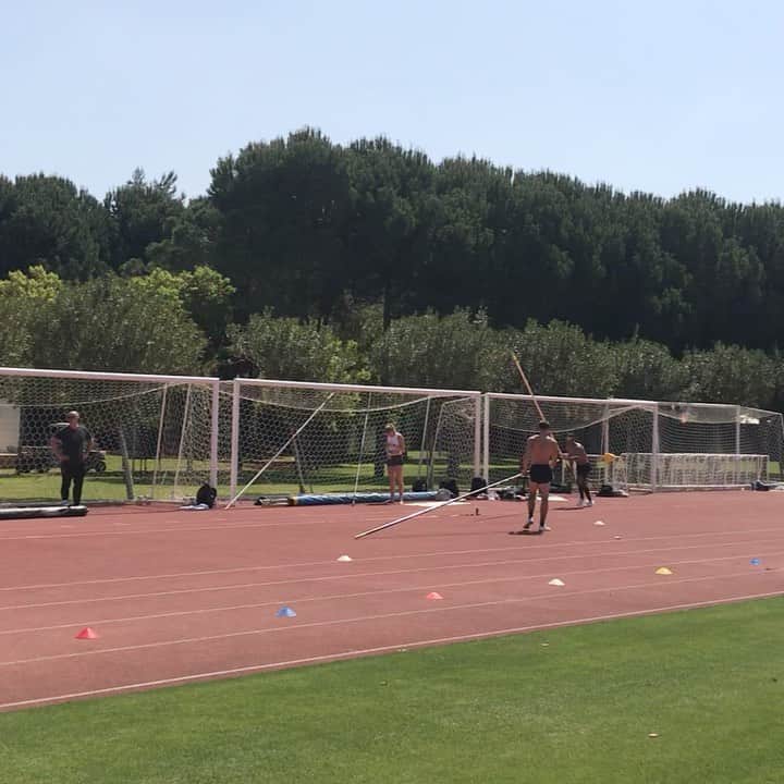 ラファエル・ホルツデッペのインスタグラム：「First week of trainingscamp done! Feeling great and getting closer to a good shape to start my comeback season 👊🏾  @spitzensport_bundeswehr  @lazzweibruecken  @sporthilfe  @landessportbund.rlp  @schroeder_fleischwaren」
