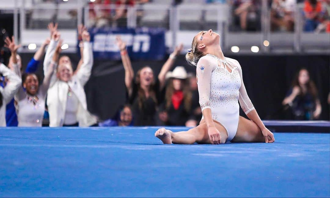 アリッサ・ボウマンのインスタグラム：「Thank you, gymnastics.  Thank you to everyone who has been there throughout my entire career. I am incredibly blessed and forever grateful. It’s been an honor. As always, Go Gators💙」