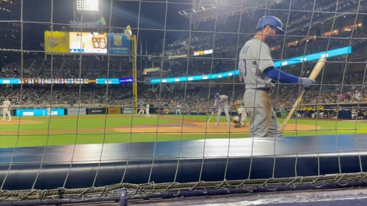 レイ・ミステリオ・ジュニアのインスタグラム：「Padres -Vs- Dodgers @petcopark  Thank you @padres for that 619 hospitality  👊🏼💙 #LetsGoPadres」