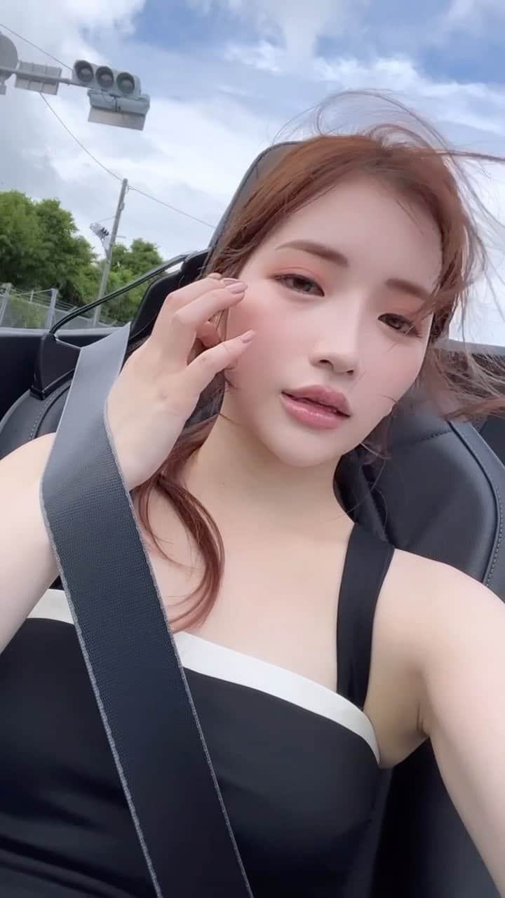 南りほのインスタグラム：「みんなげんき？💙🌺」