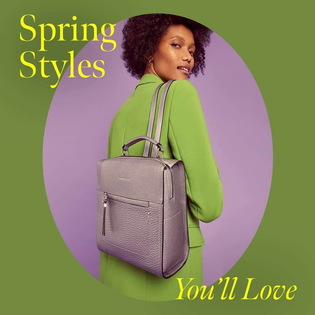 フィオレッリのインスタグラム：「What's your favourite Spring style? Explore a range of hands-free backpacks, casual crossbody bags, timeless totes and classic grabs on-site now 🙌」