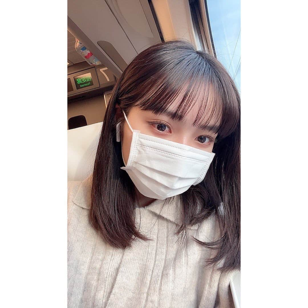 秋田汐梨さんのインスタグラム写真 - (秋田汐梨Instagram)「ㅤ 一昨日から学校が始まったの〜 みんな新学期たのしんでる？＾＾」4月23日 19時21分 - shiori_akita319official