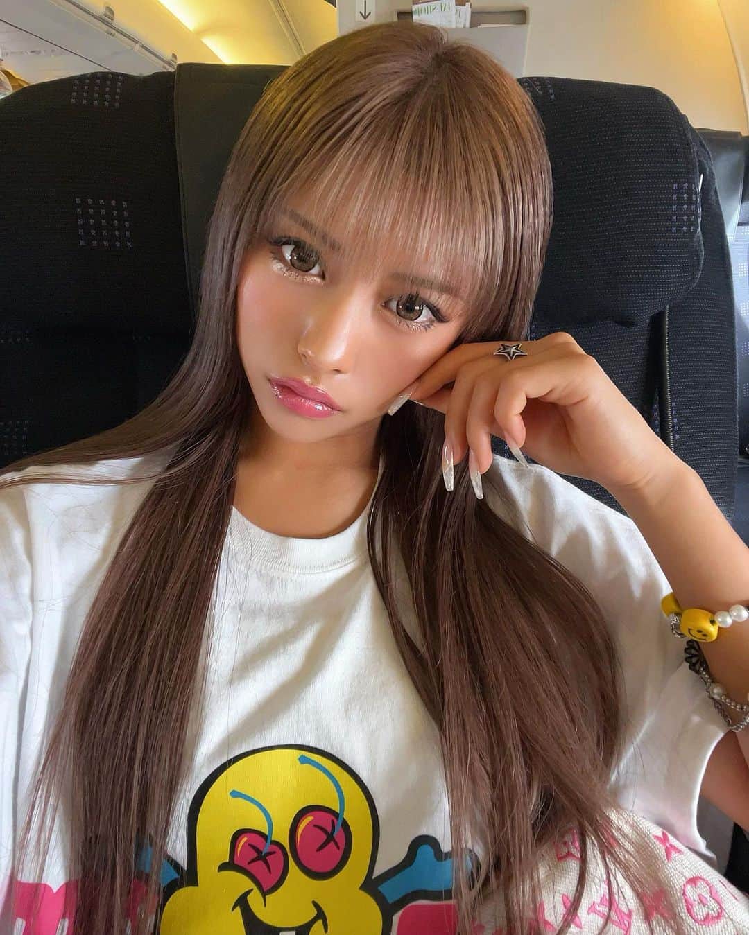 華のインスタグラム：「華しか？」