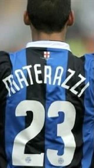 マルコ・マテラッツィのインスタグラム：「SAN SIRO PIENO FA’ PAURA !! Forza ragazzi 🖤💙  #Materazzi #Inter #SerieA」