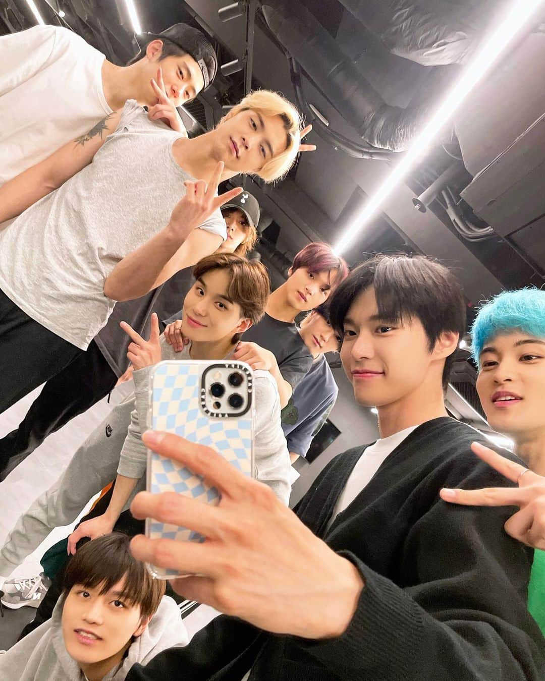 NCT 127さんのインスタグラム写真 - (NCT 127Instagram)「Gettin’ ready for the tour💚  #NCT127 #NEOCITY #NEOCITY_THE_LINK #NEOCITY_THE_LINK_JAPAN #NCT127_NEOCITY_THE_LINK」4月23日 23時22分 - nct127