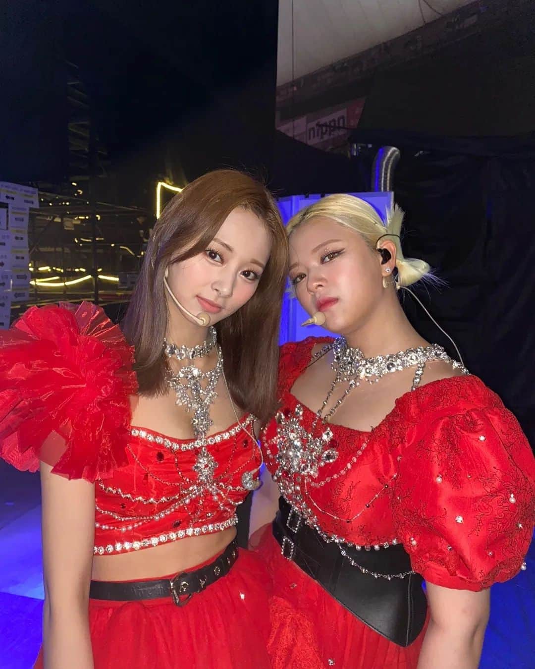 TWICEさんのインスタグラム写真 - (TWICEInstagram)「챙🐯🐯어제 생일축하해🍓🍓🍓 みなさんきょはありがとうございます🫠🫶」4月24日 0時44分 - twicetagram