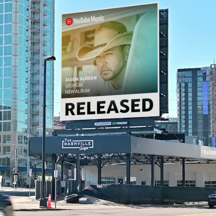 のインスタグラム：「Thanks so much to @YouTubeMusic for showing my new album #GEORGIA some love! Listen now on #YouTubeMusic 👉 Link in story.」