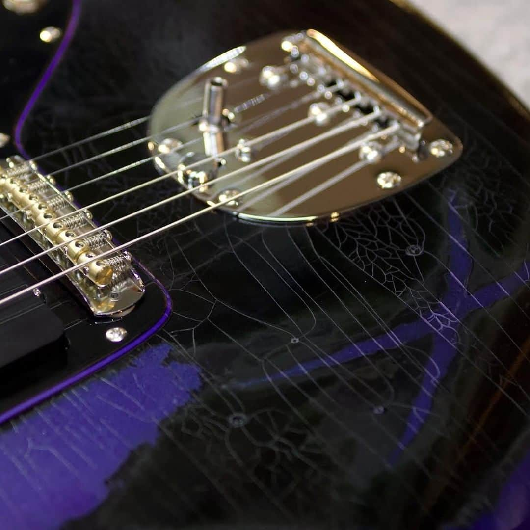 HISASHIのインスタグラム：「HISASHI Signature model. DAMNED MAESTRO by G‘SEVEN GUITARS」