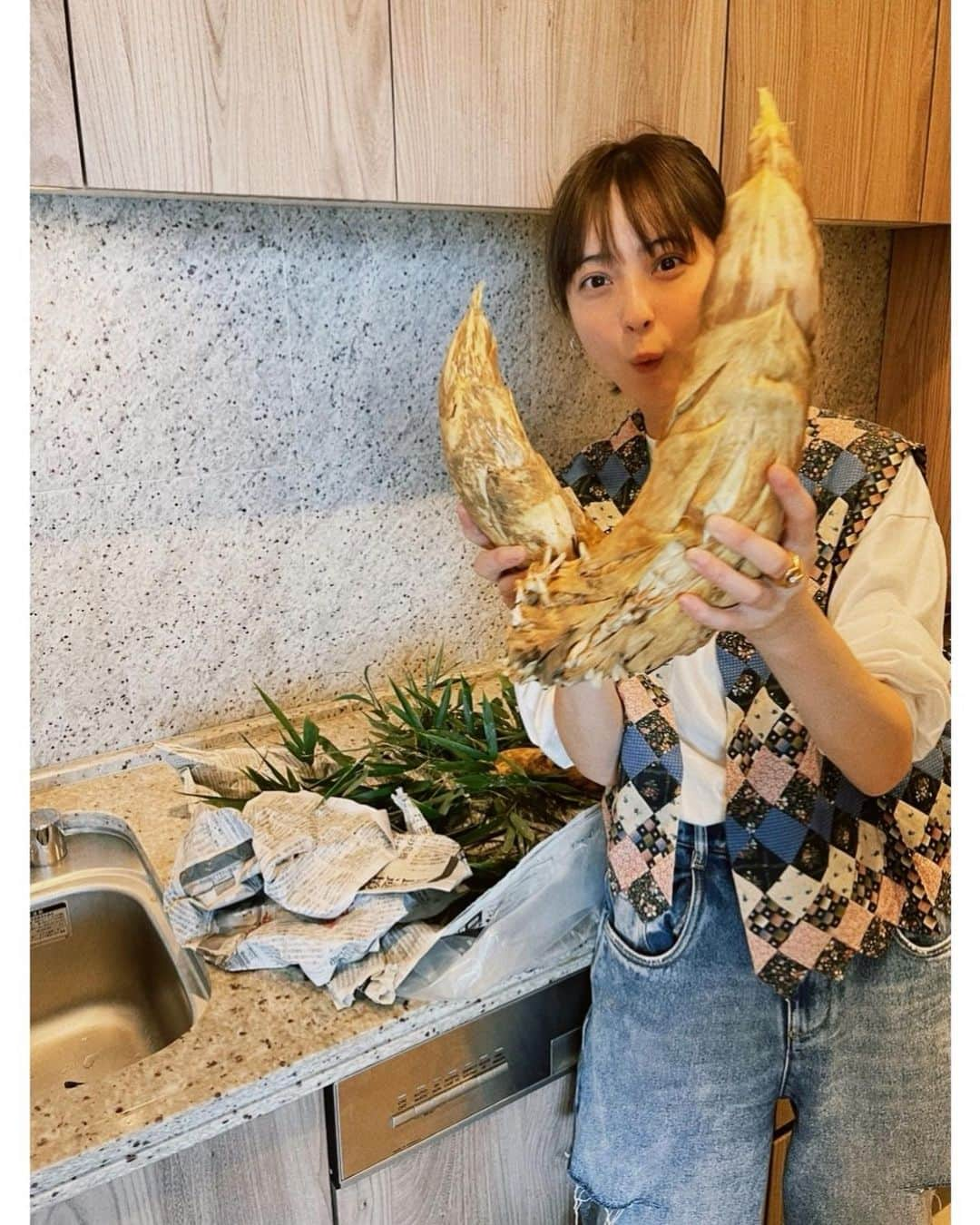 佐々木希さんのインスタグラム写真 - (佐々木希Instagram)「毎年食べている筍。 甘くて本当に美味しい。 長時間のアク抜きもしなくていいんです。  #白子筍 #塚治農園 #京都大枝塚原産」4月24日 20時31分 - nozomisasaki_official