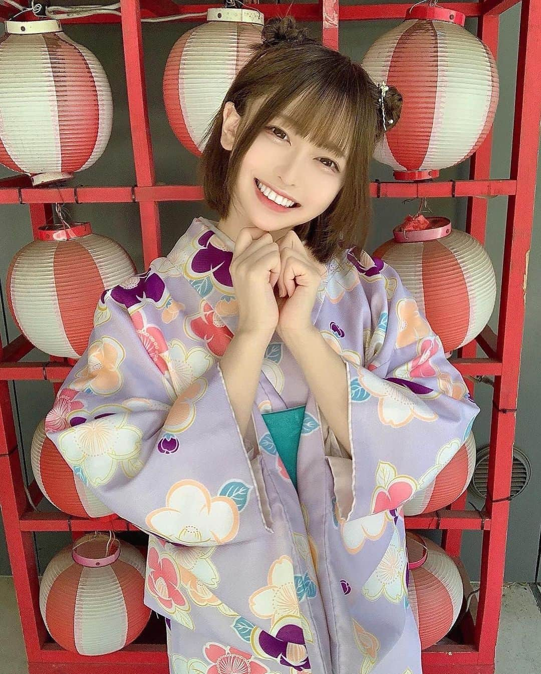 美女美容事情さんのインスタグラム写真 - (美女美容事情Instagram)「《ハートポーズ♥️😍》⁠⠀ *⠀⠀⠀⠀⠀⠀⁠⠀⁠⠀⁠⠀⁠⠀⁠⠀ 今回ご紹介させて頂きますのは!!👀❤️⁠⠀⁠⠀⁠⠀⁠⠀⁠⠀ 海羽ゆんさん<@ynmr_17> の素敵なお写真📸⠀⁠⠀⁠⠀⁠⠀ *⠀⁠⠀ 着物姿がとってもかわいいですね👘✨⠀ 笑顔も輝いて見惚れちゃいますね😆💖⠀⠀⠀⁠⠀⁠⠀⁠⠀⁠⠀⁠⠀ *⠀⁠⠀⁠⠀⁠⠀⁠⠀⁠⠀ 海羽ゆんさん<@ynmr_17> 素敵な投稿をありがとうございました☺️📸✨⠀⁠⠀ 海羽ゆんさんのアカウントには他にも素晴らしい投稿が沢山ありますので是非覗いてみてくださいね💁‍♀️💙⁠ ⁠⠀ ⠀⠀⁠⠀⁠⠀⁠⠀⁠⠀ △▼△▼△▼△▼△▼△▼△▼△▼△▼ ⁠⠀⁠⠀⁠⠀⁠⠀ ❤️🧡💛「ビジョビ (美女美容事情)」💚💙💜⠀⠀⠀⠀⠀⠀⠀⠀⠀⠀⠀⠀⠀⠀⁠⠀⁠⠀⁠⠀⁠⠀⁠⠀⁠⠀ 👇掲載ご希望の方は👇⠀⠀⠀⠀⠀⠀⠀⠀⠀⠀⠀⠀⠀⠀⠀⁠⠀⁠⠀⁠⠀⁠⠀⁠⠀⁠⠀ @b_b_j.jタグ付けと🖤 #ビジョビ ⁠⠀⁠⠀ 🖤タグ付けお願いします⠀⠀⠀⠀⠀⠀⠀⠀⠀⠀⠀⠀⠀⠀⠀⁠⠀⁠⠀⁠⠀⁠⠀⁠⠀⁠⠀ △▼△▼△▼△▼△▼△▼△▼△▼△▼ ⁠⠀⁠⠀ #美人#美女#着物#着物コーデ⠀ #癒し系#清楚#透明感#美容⠀ #インスタ美人#インスタ美女」4月24日 18時05分 - b_b_j.j