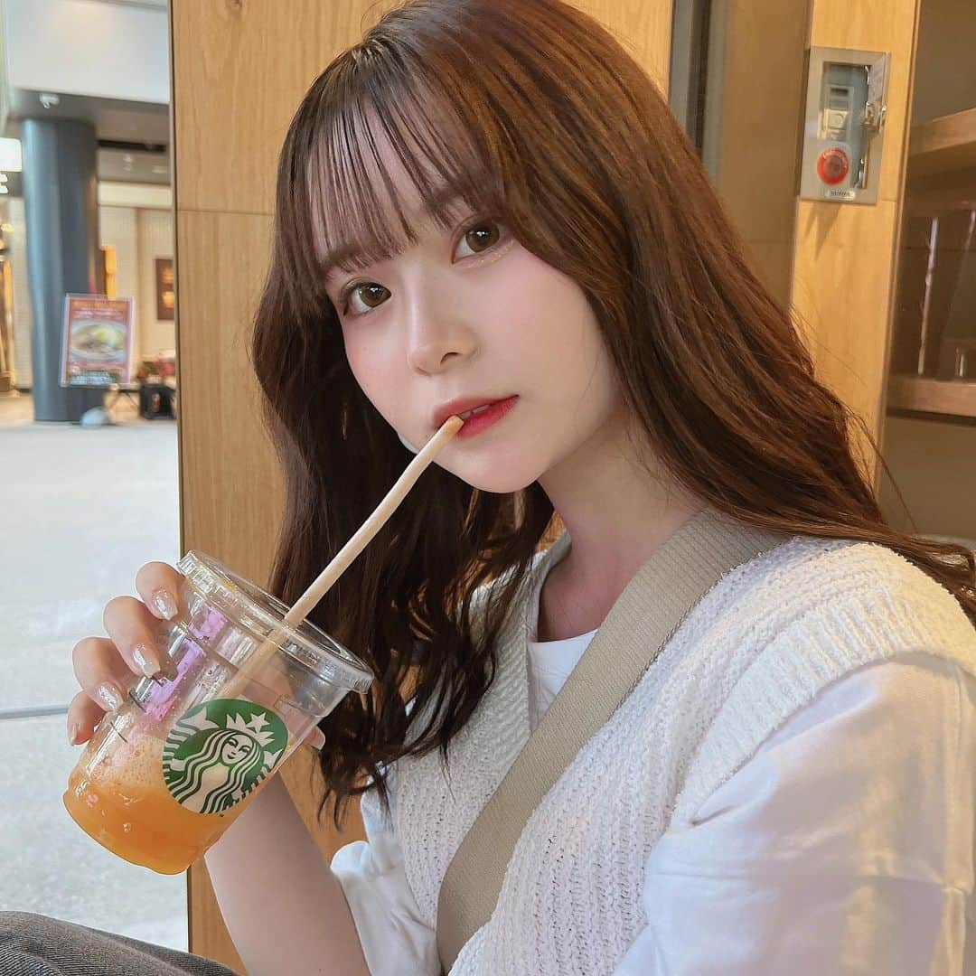 桜さんのインスタグラム写真 - (桜Instagram)「スタバは色んなの飲む派🐒🐒 この日はマンゴーの気分だった🧡」4月24日 18時34分 - sakura_0808_