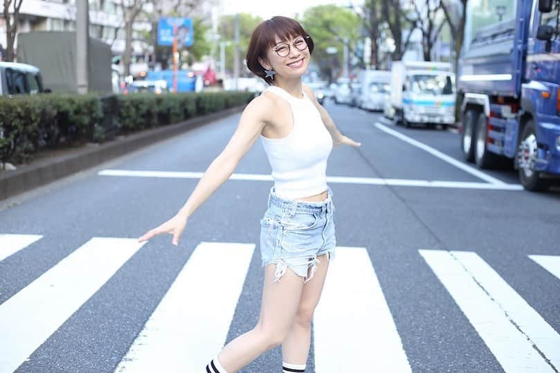 時東ぁみさんのインスタグラム写真 - (時東ぁみInstagram)「なんかわからないけど ・ 今日は良いことがありそうな気がする！！！ 私だけじゃなくて、みーーんなに良いことあるっ！！ ・ 心弾むぜー♡ ・ #時東ぁみ #直感 #良いことある #きっと #心弾む #楽しもう  #過去pic #過去写真 #過去写」4月25日 12時24分 - amitokito