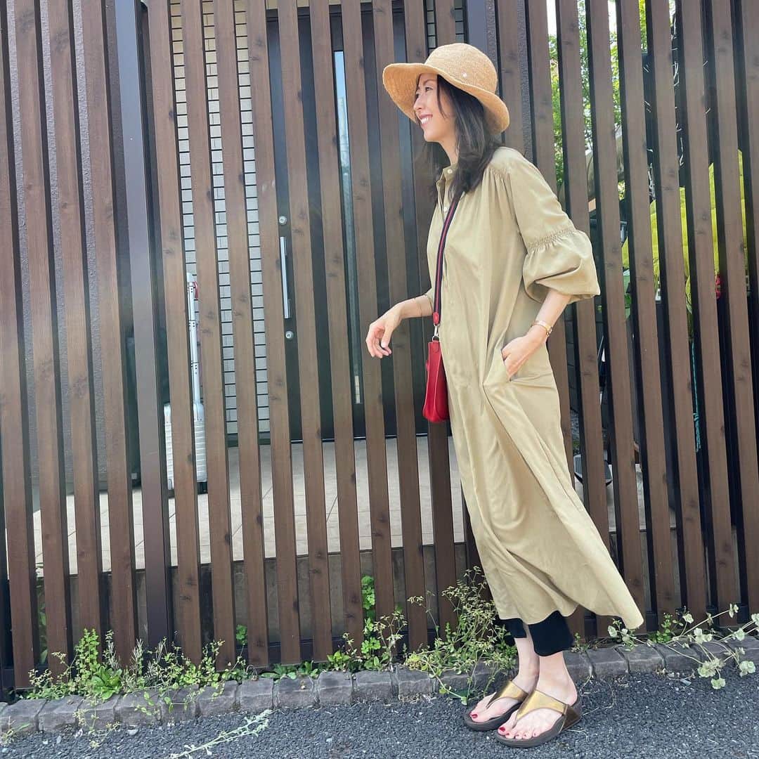 榊ゆりこさんのインスタグラム写真 - (榊ゆりこInstagram)「あっついすね☀️💦このワンピ出番多いです😊❤️  #コーデ#ファッション#ワンピ#アラフォーファッション#アラフィフファッション#アラフォーコーデ#アラフィフコーデ」4月25日 13時15分 - yuricosakaki