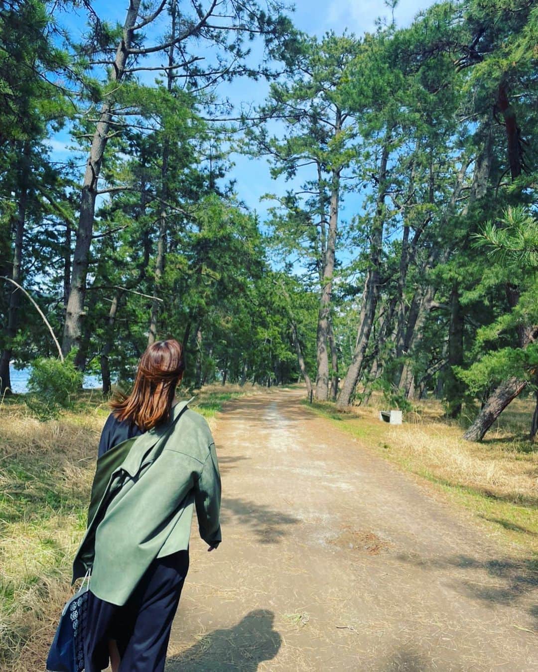 田中良子さんのインスタグラム写真 - (田中良子Instagram)「風つよすぎて服脱げてく案件  #天橋立」4月25日 16時43分 - tanakaryoko102