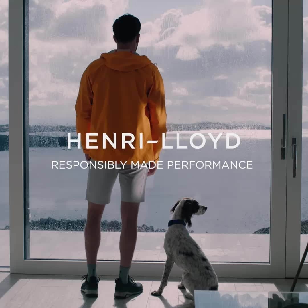 ヘンリロイドのインスタグラム：「Love Any Weather.  Head to our website via link in bio to find out more and shop responsibly made performance wear.  #henrilloyd #sustainable #loveanyweather」