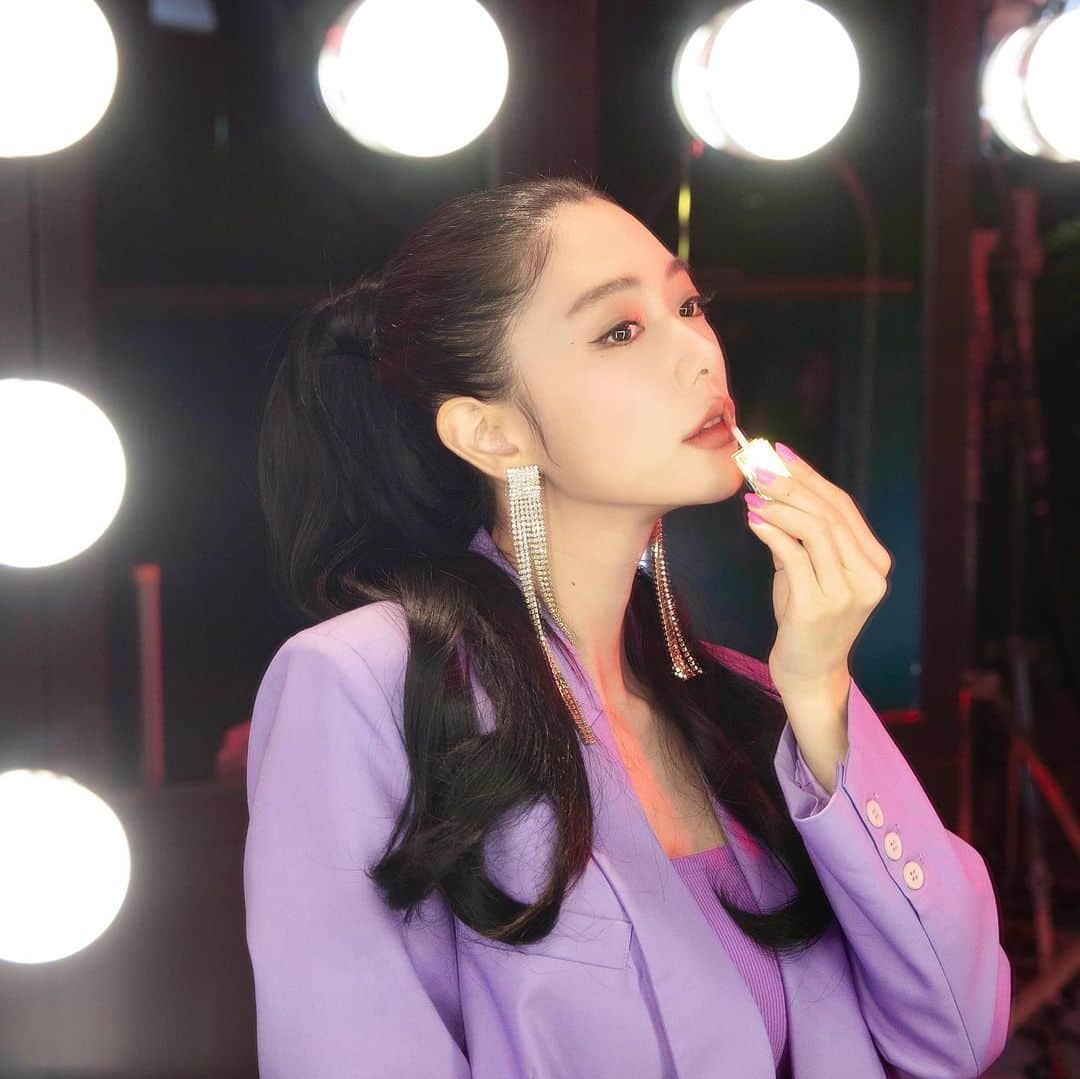 クララのインスタグラム：「#makeup #velvettint #icloria @icloria_official #아이클로리아」